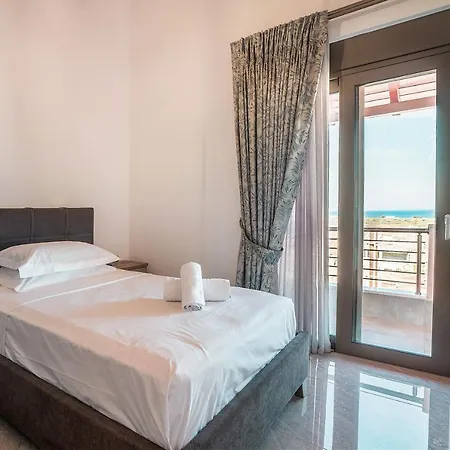 Nikolaos 2 Villa *