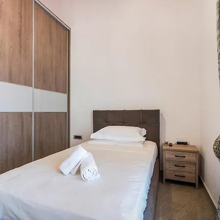 Villa Nikolaos 2 *